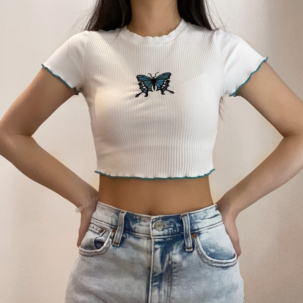 White ribbed butterfly embroidered t shirt